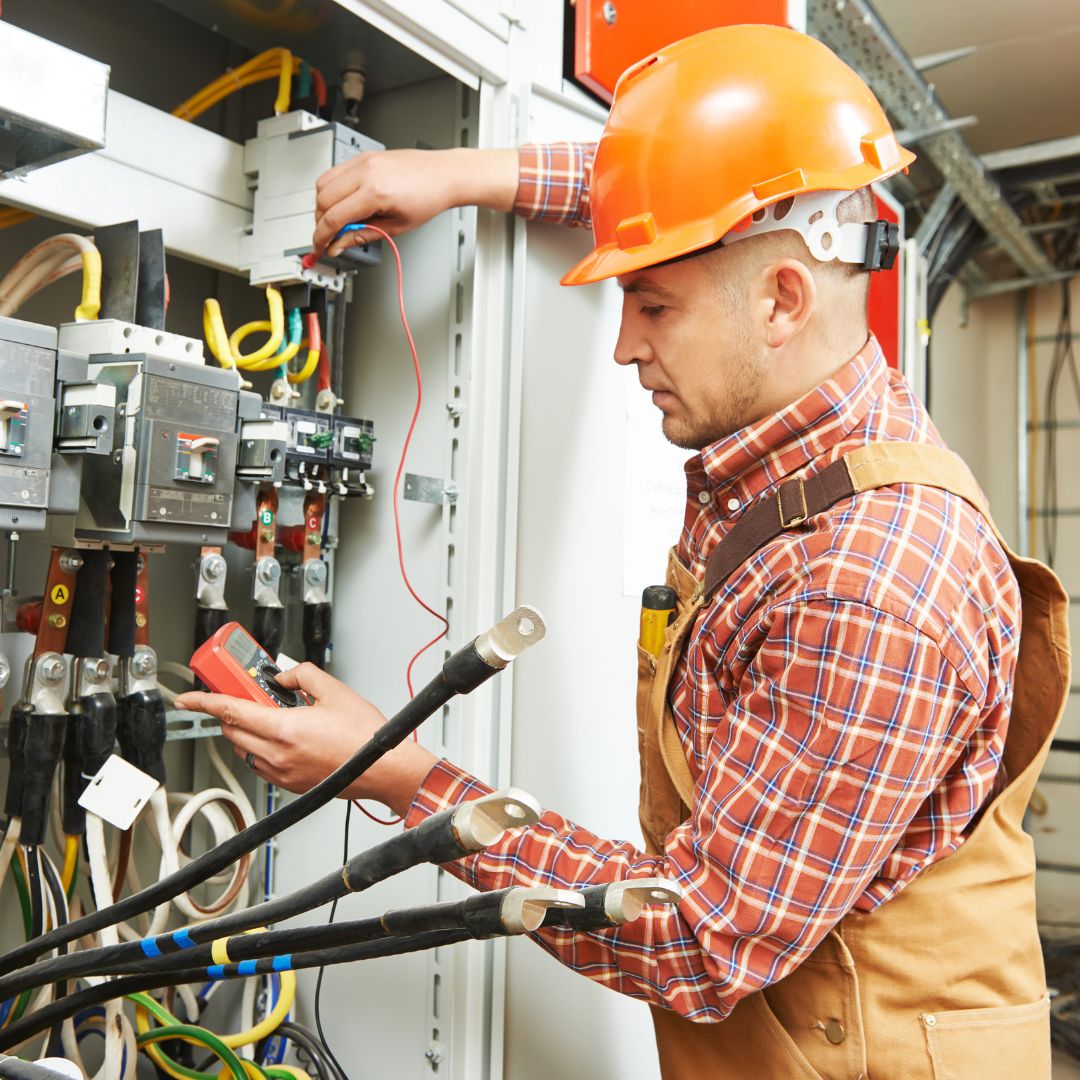 Electrician does wiring testing